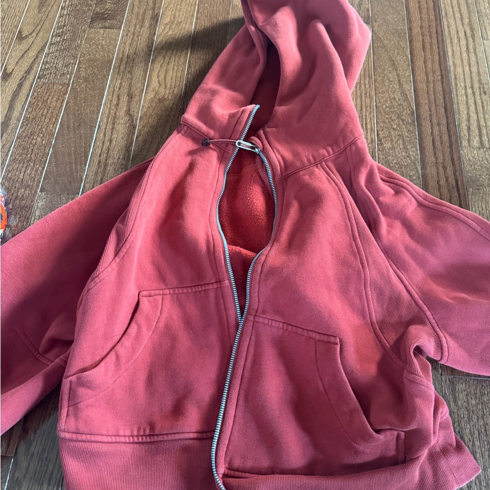 Xs/s lululemon scuba hoodie